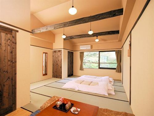 Sengokuhara Shinanoki Ichinoyu Ryokan 4*
